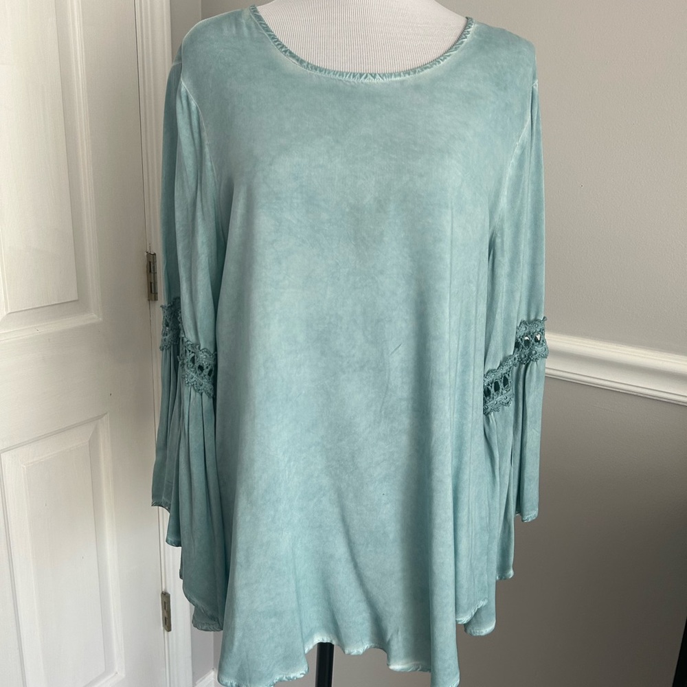 Spense Aqua Tunic with Lace Sleeves